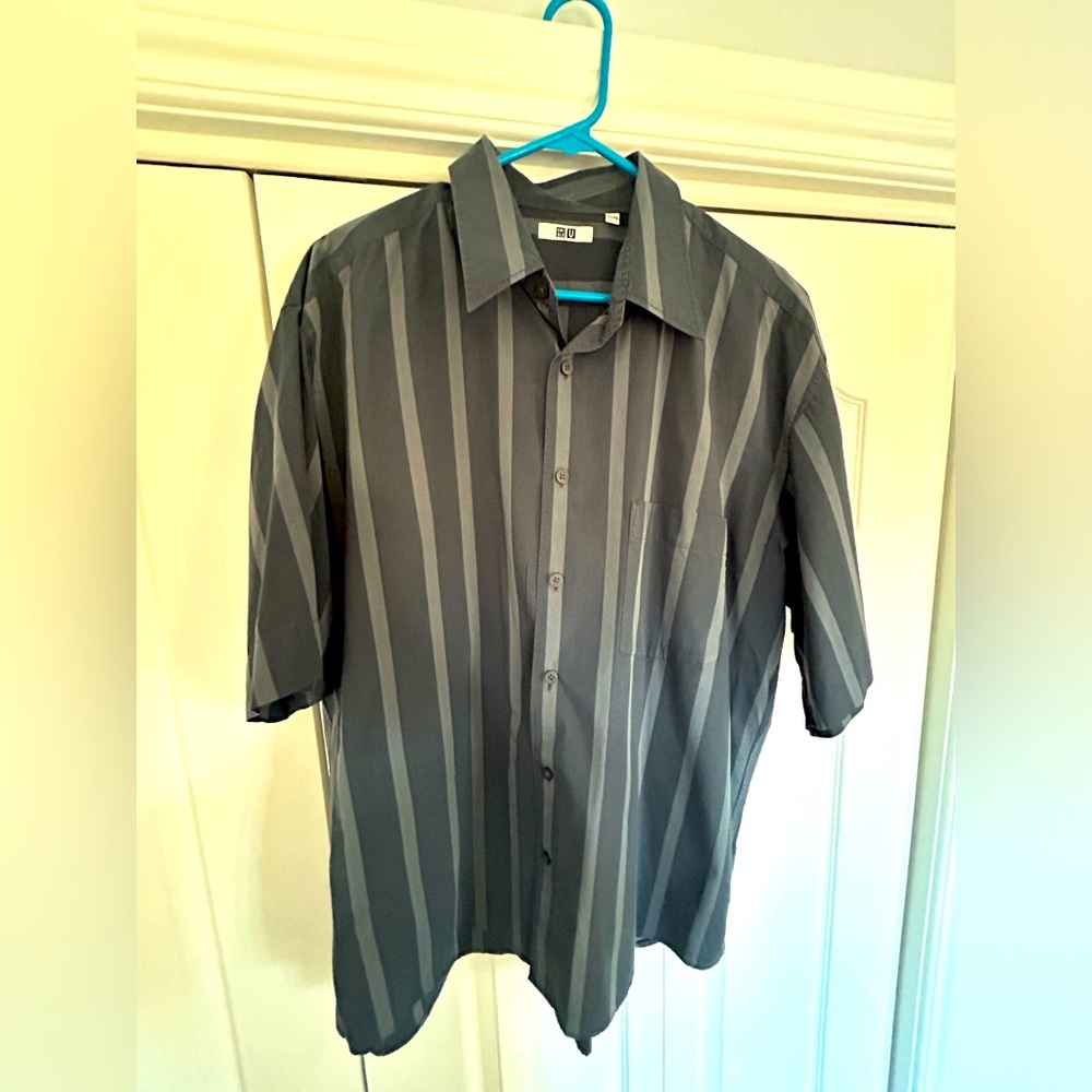 Uniqlo U short Sleeve Button Up